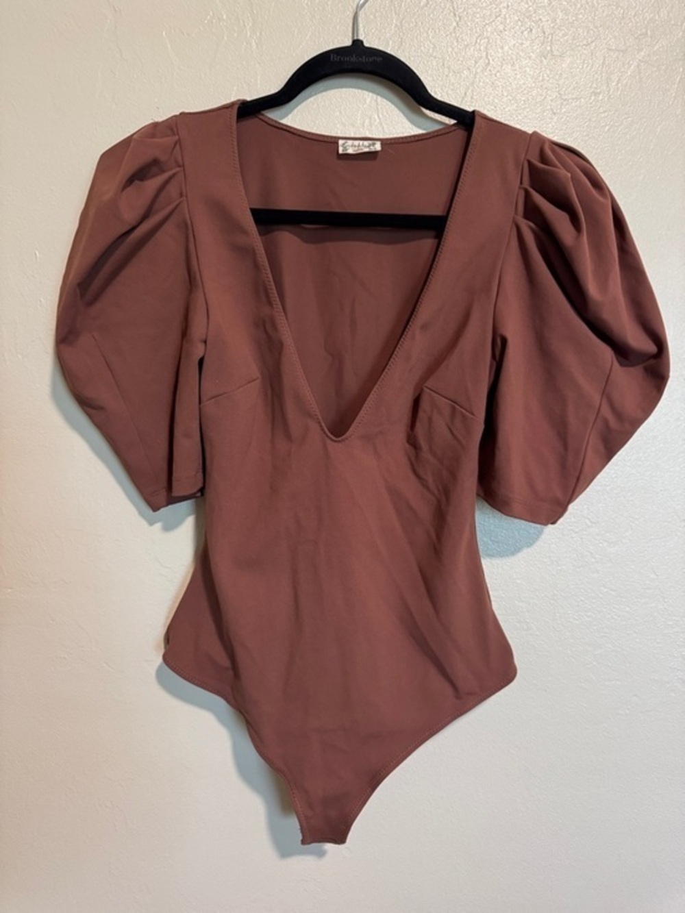 Free People Dusky Mauve Puff-Sleeve V-Neck Bodysuit